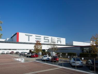 Заводът на Tesla е най-опасният в Щатите