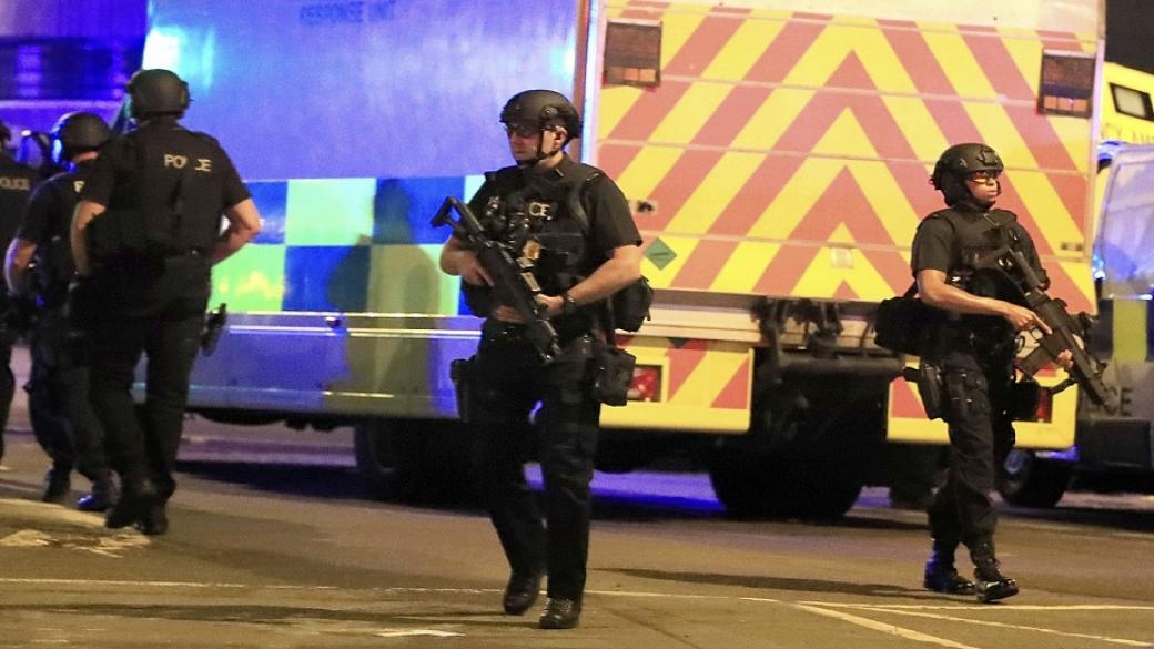 Полицията пусна снимки на терориста преди атаката в Манчестър