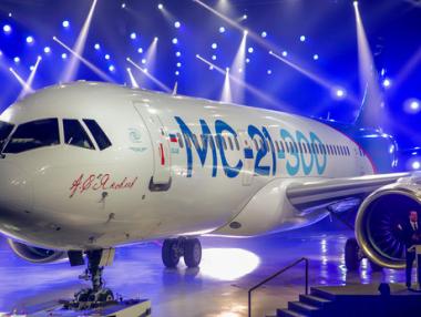 Нов руски пътнически самолет направи първия си полет