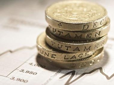 Британският паунд върна част от изгубените си позиции