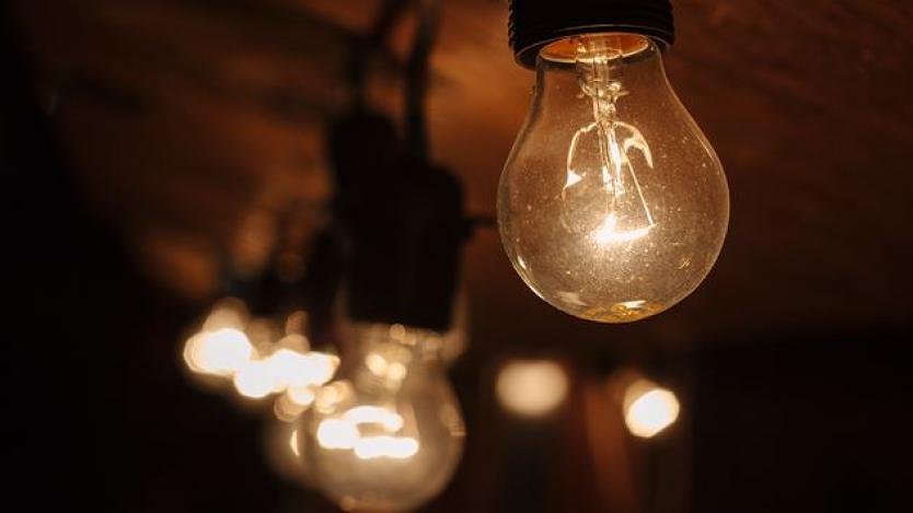 КЕВР предлага токът да поскъпне с до 2% от 1 юли