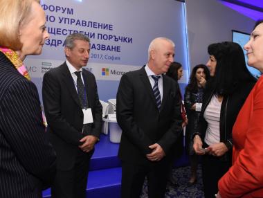 Мартина Стронг: Е-управлението гарантира прозрачност и откритост