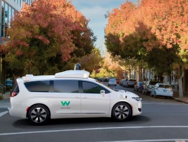 Waymo тества автономни камиони