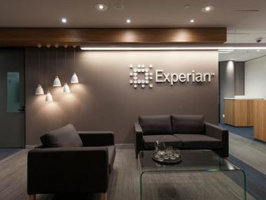 Experian въвежда нов модел за предлагане на аналитични решения