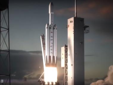 Мъск: Тестовете на Falcon Heavy стартират до 4 месеца