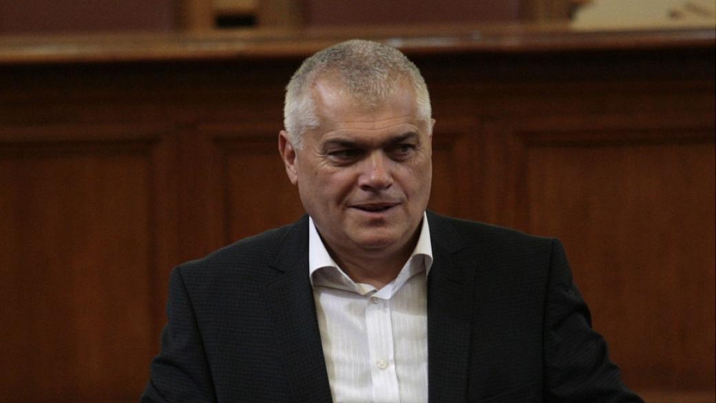 Министър Радев: Полицейските заплати ще се увеличат, ако има аргументи