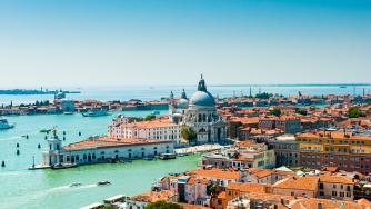 Венеция забранява нови хотели