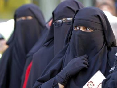 Норвегия планира да забрани бурката и никаба