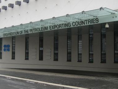 Бумът на петрола в САЩ ще повлияе на благополучието на ОПЕК през 2018 г.