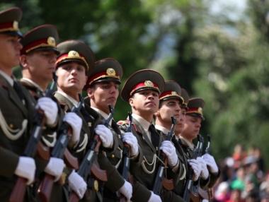 Кабинетът променя Класификатора на длъжностите на военнослужещите