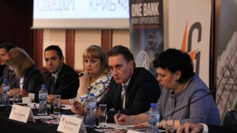 Бизнесът иска правителството да улесни наемането на служители отвън