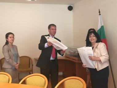 Официално удължиха договора на „Тотал“ за проучване за нефт в блок „Хан Аспарух“