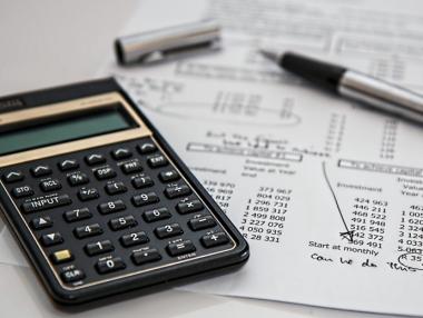 Унгарският бизнес се освобождава от собственост в България