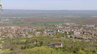 Започна строежът на новия завод край Лясковец