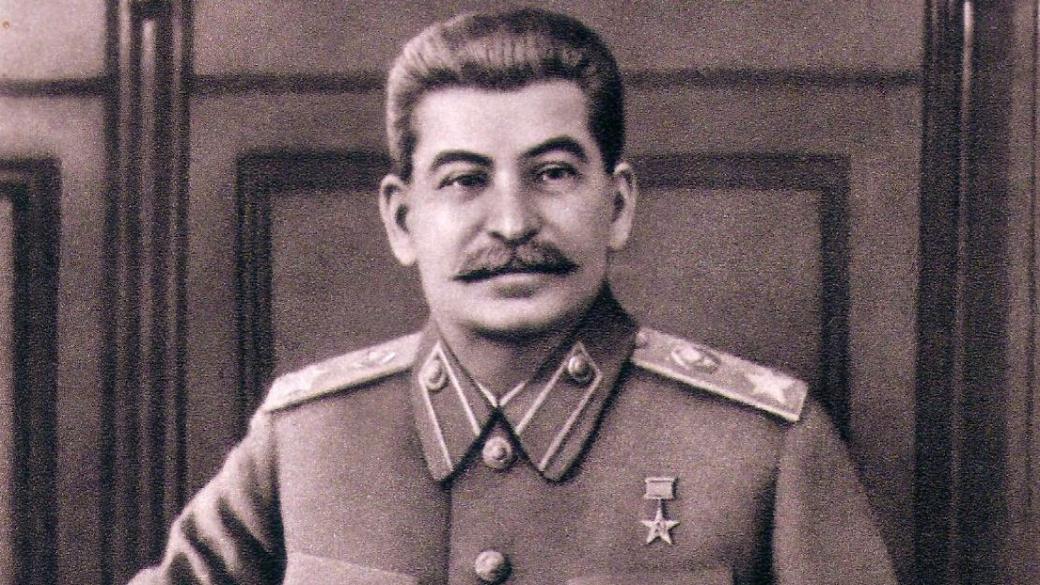 За руснаците по-велик от Путин е само Сталин