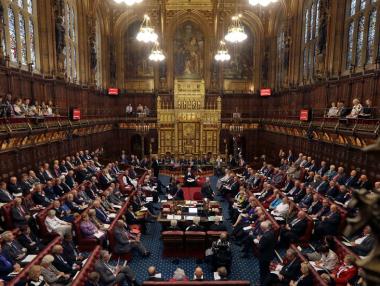 Тереза Мей постигна споразумение с ирландските юнионисти