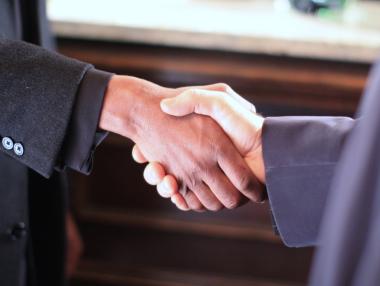 Ръководство за чужденци: Как се водят преговори с български бизнес партньор