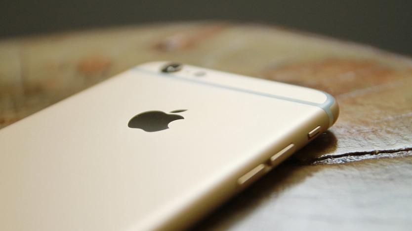 Най-добрите и най-лошите функции на iPhone през годините