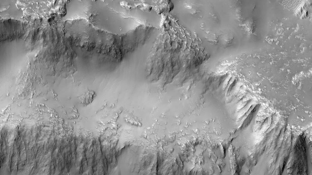 НАСА засне „Ниагарския водопад“ на Марс
