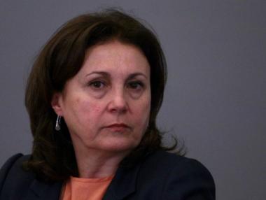 Бъчварова: Борисов действа така, че да продължи ремонта в НДК