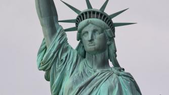 Статуята на свободата преди да позеленее