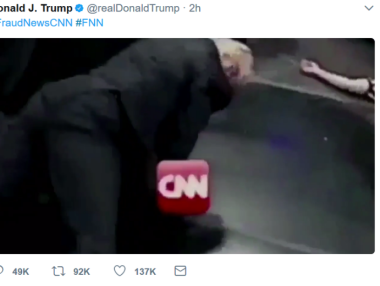 Тръмп „разбива“ CNN в Twitter