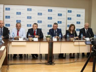 „Идеал Стандарт“ с две големи инвестиции наесен