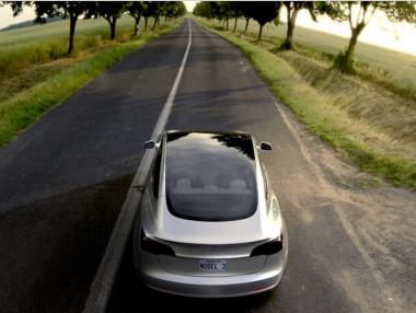 Model 3 на Tesla може да промени света, както някога го направи iPhone