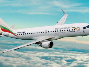 Полет на Bulgaria Air блокира пътници за пет часа на летище София