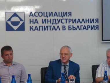 Работодателите искат да се увеличи вносът на сезонни работници