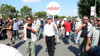 Десетки хиляди протестират за „справедливост“ в Турция