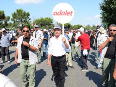 Десетки хиляди протестират за „справедливост“ в Турция