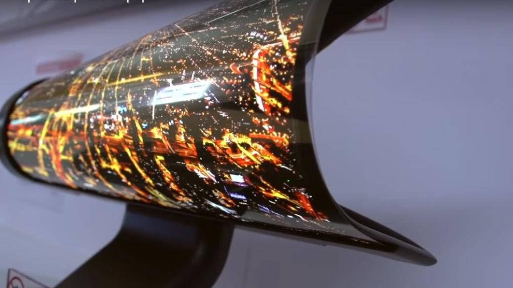 LG пуска първите телевизори-рула през 2020 г.