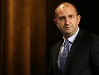 Радев ще посети Черна гора и Италия