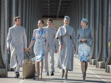 Китайска авиокомпания с униформи висша мода