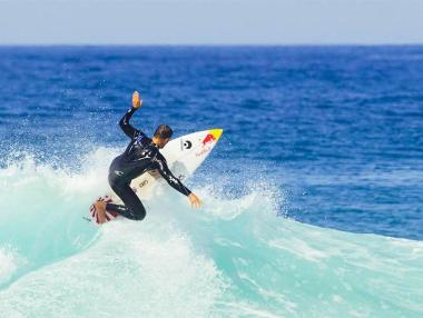 Най-модерните забавления по морето това лято