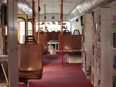 „Библиобус“ ще популяризира четенето сред младите