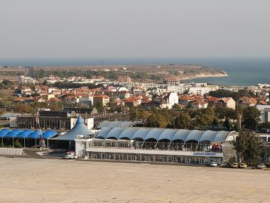 Рекорден брой обслужени полети на летище Бургас