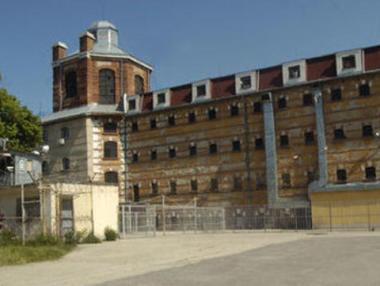 Правителството планира строеж на нов затвор край София