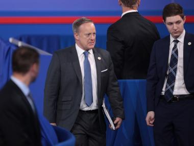 Говорителят на Белия дом подаде оставка