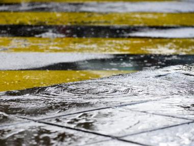 Дъждове и градушки в следобедните часове