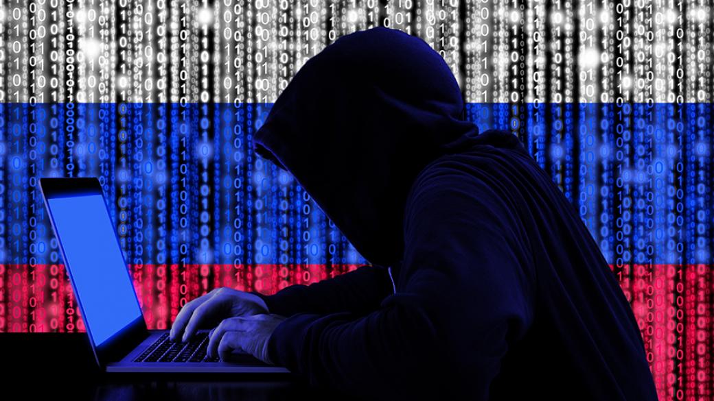 Русия е опитала да шпионира щаба на Макрон през Facebook