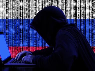 Русия е опитала да шпионира щаба на Макрон през Facebook