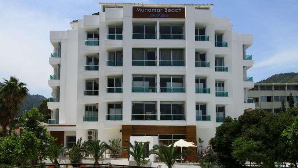 400 чужди туристи са изгонени от 5-звезден хотел в Мармарис