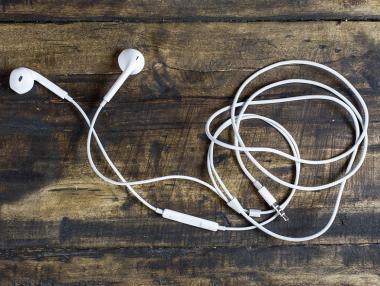 Apple спира продажбите на два модела iPod