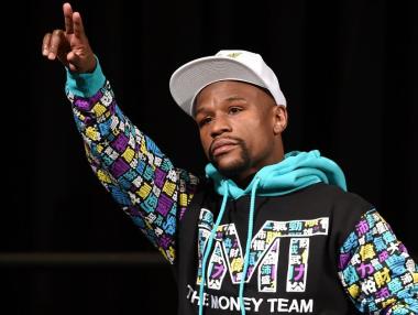 Манията по криптовалути завладя и Флойд Мейуедър