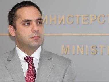 Караниколов: Трябва да помагаме на бизнеса да работи по-добре