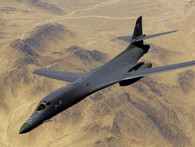 САЩ изпратиха бомбардировачи край Северна Корея