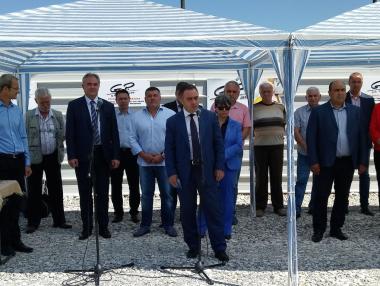 Започна ремонтът на ВиК мрежата на Долна Митрополия