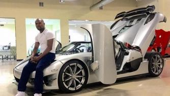 Мейуедър продава на търг супер колата си Koenigsegg